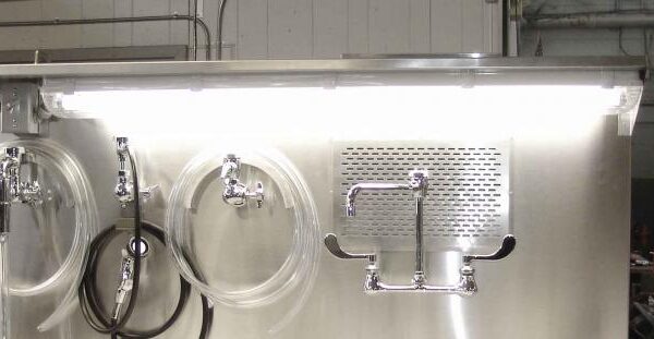 Fluorescent Light Assembly - CO008
